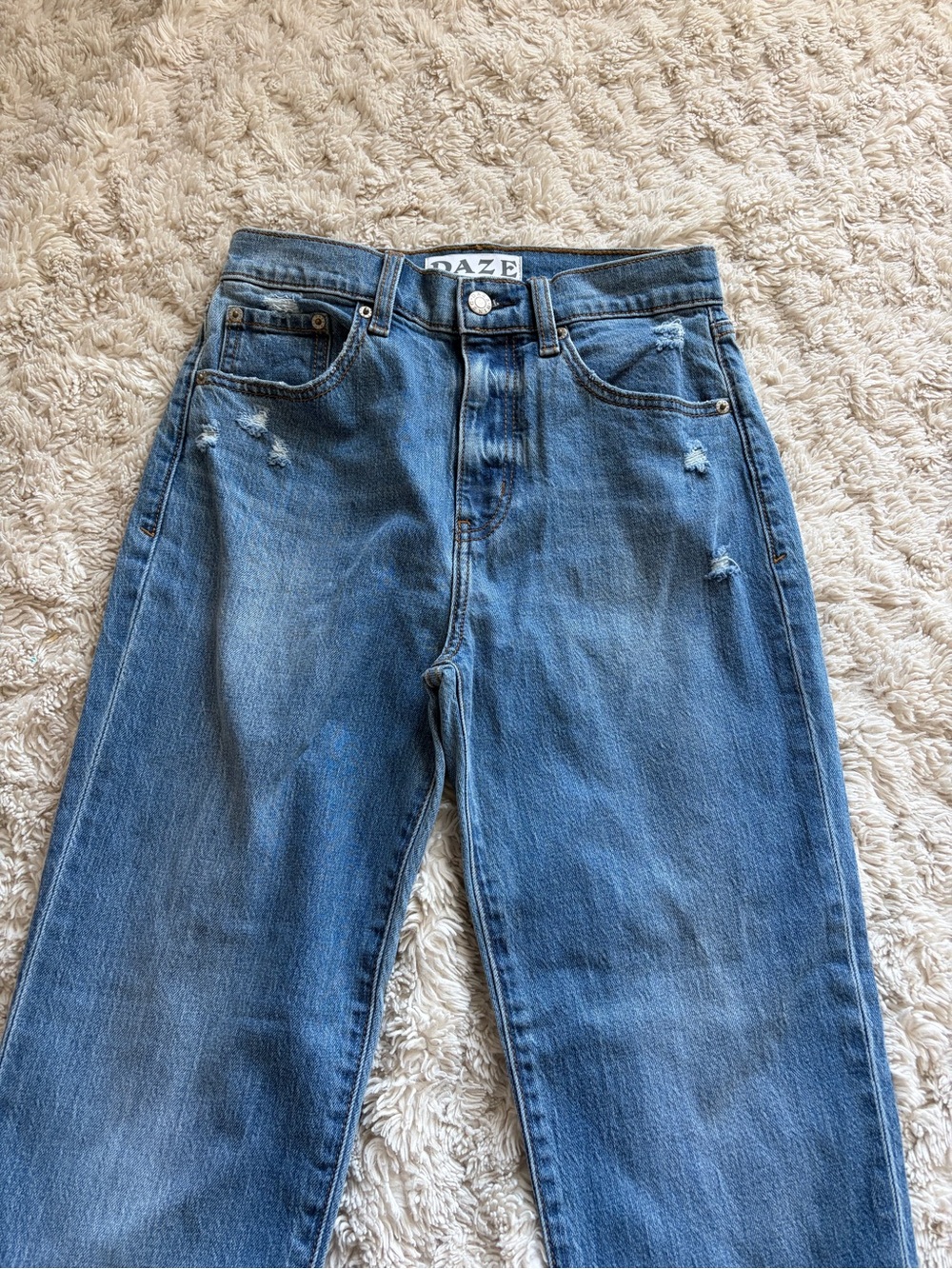 DAZE Women's Skinny Jeans in Medium Blue